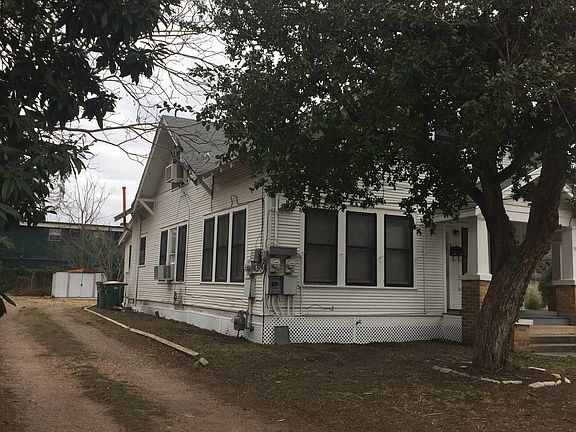 4th image of 1506 N De Leon St