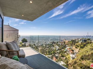 8506 Magnolia Dr, Los Angeles, CA 90046