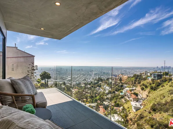 8506 Magnolia Dr, Los Angeles, CA 90046