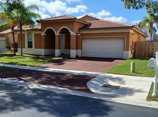 2104 NE 40th Rd, Homestead, FL 33033