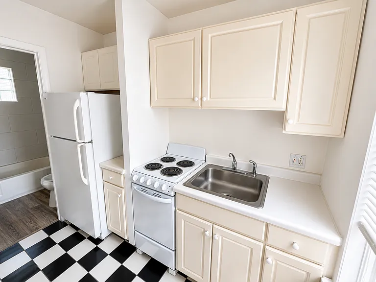 Sixteen53 Prospect Avenue — Photo 93