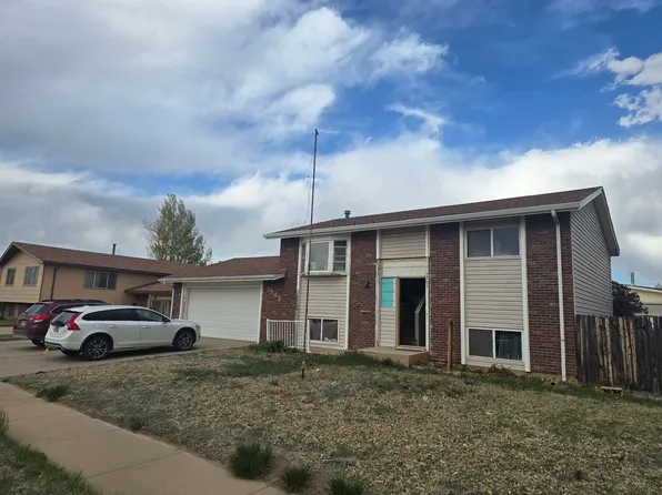 1965 N 9th St, Laramie, WY 82072
