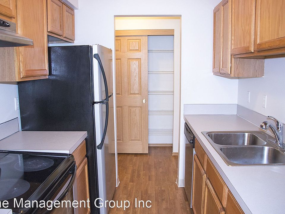 1st image of 3500 NE 50th Ct APT 3