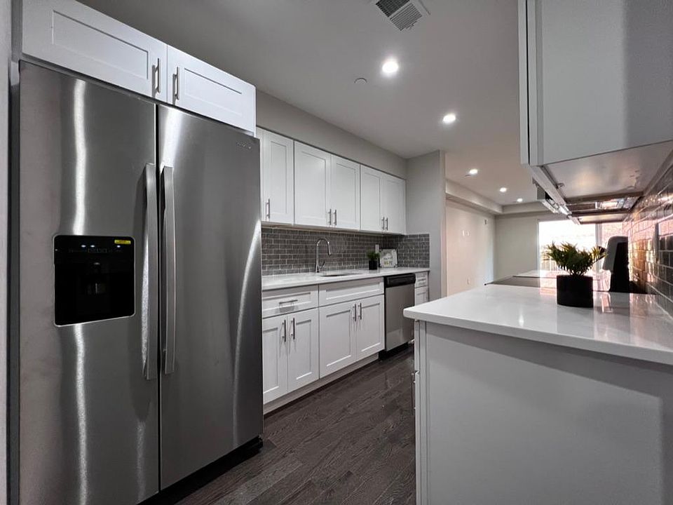 1st image of 1705 S 22nd St #1