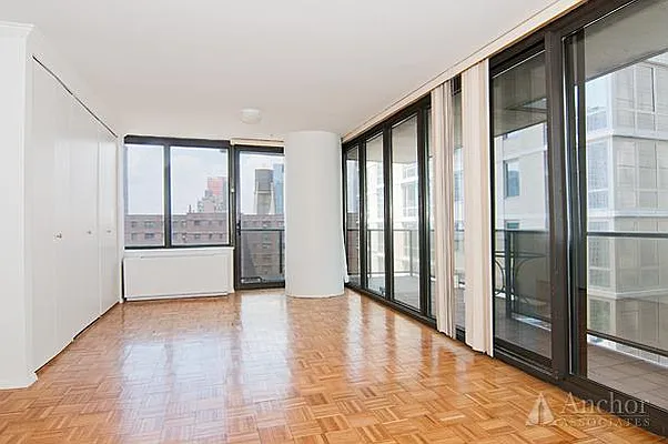 Rented by Anchor Associates | media 44