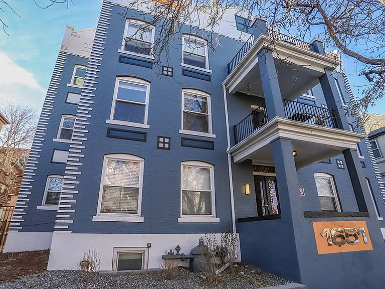 1651 Washington — Photo 11