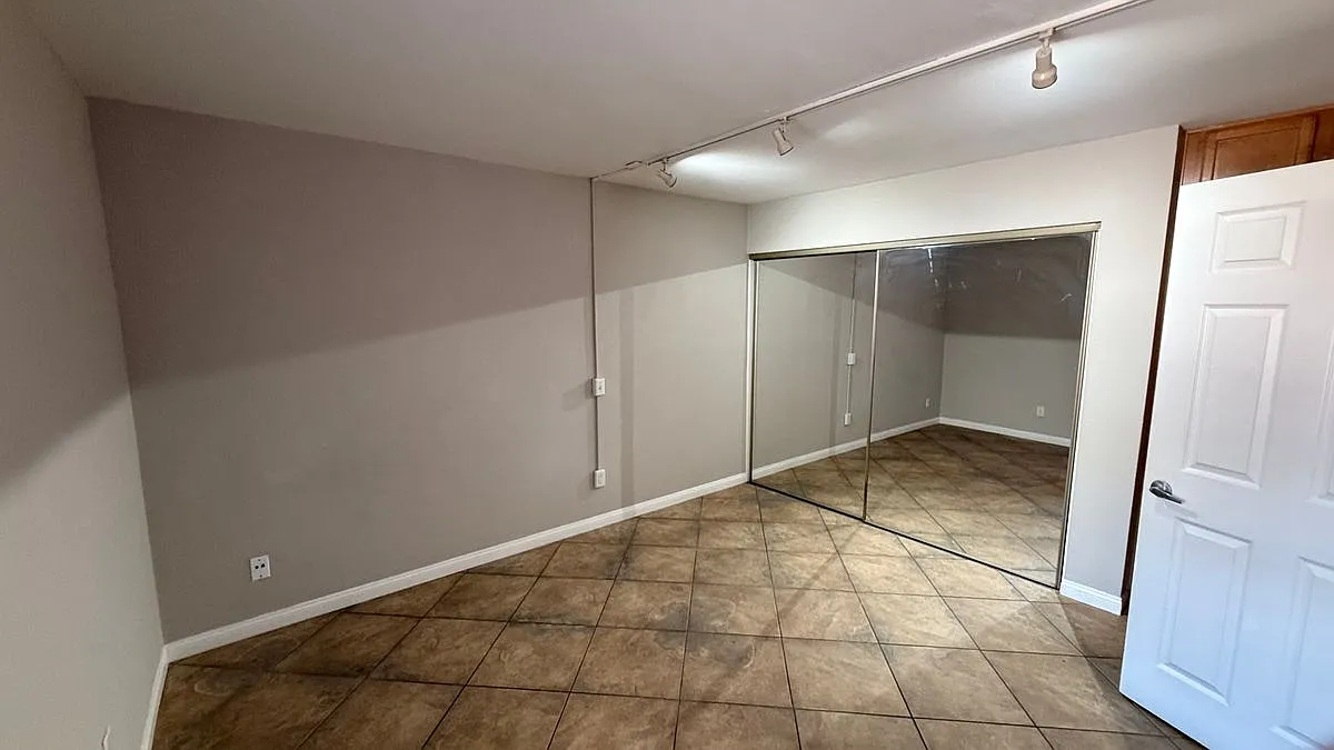 1 bed, 1.0 bath, 604 sqft, $1,700 — Photo 2
