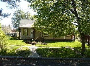 122 N Main St, Latah, WA 99018