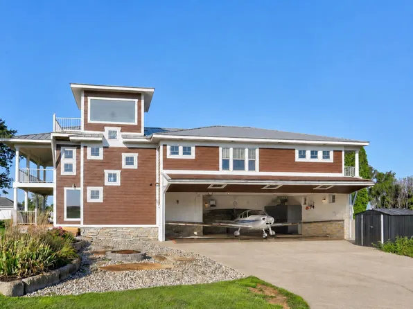 2520 Air Park Dr, Zeeland, MI 49464
