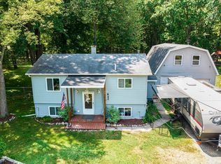 12694 N Budd Rd, Burt, MI 48417