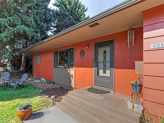 5th image of 4211 Lake Pl