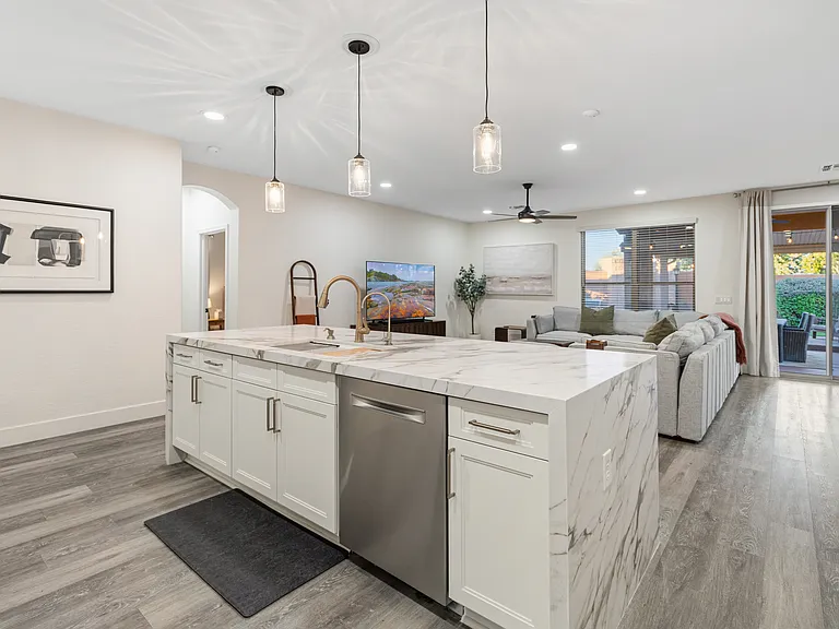 5419 S Scott Pl — Photo 11