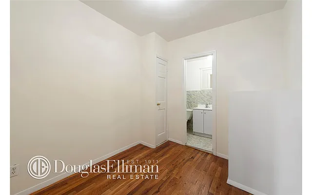 Rented by Douglas Elliman | media 22