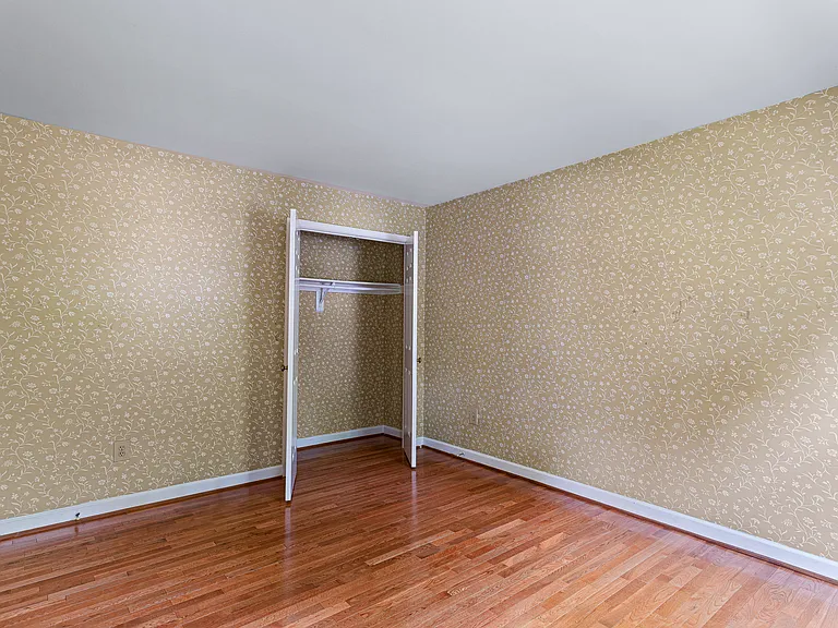 7416 Royal Dominion Dr — Photo 41