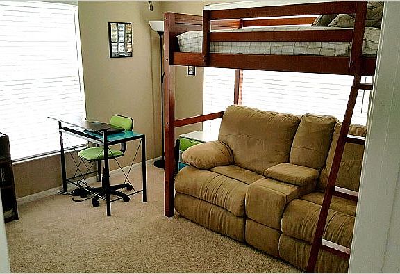 5th image of 5846 NW Cullom Cir