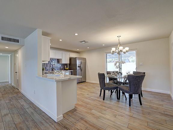 3rd image of 3908 E Willow Ave