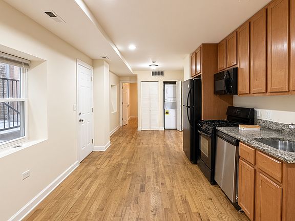 3rd image of 3354 W Wilson Ave APT Gn