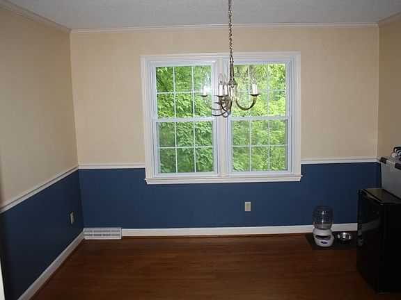 4th image of 1015 River Forest Pl