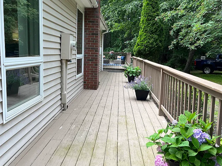 56 Captain Thomas Rd — Photo 25