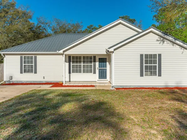 55 Oakridge Way, Defuniak Springs, FL 32433