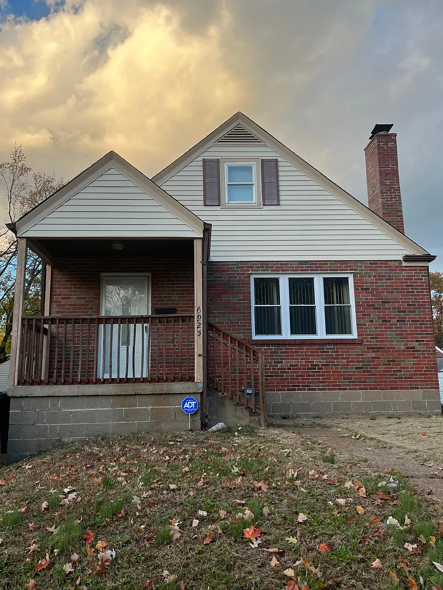 6925 Plymouth Ave photo 1
