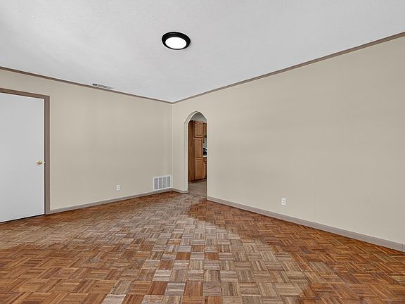 5th image of 4914 Bonnybrook Way