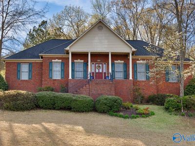 112 Mache Ln SE, Owens Cross Roads, AL, 35763
