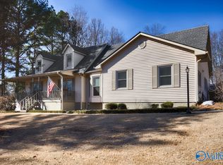 104 Huntington Ridge Rd, Madison, AL 35757