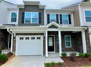 672 Barneswyck Dr, Fuquay Varina, NC 27526