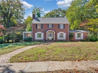 303 N B St, Easley, SC 29640