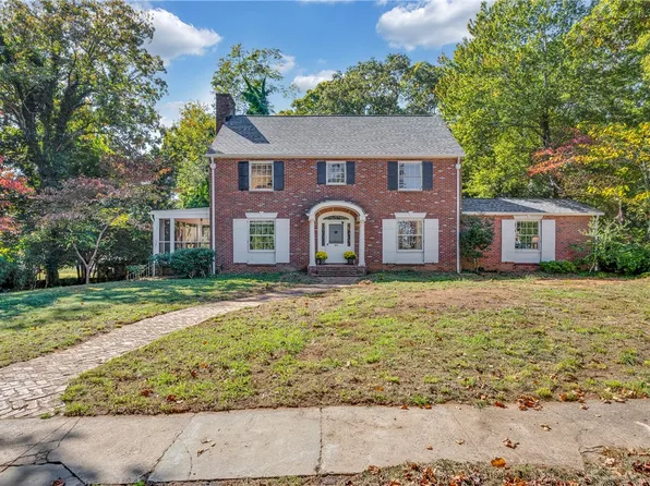 303 N B St, Easley, SC 29640