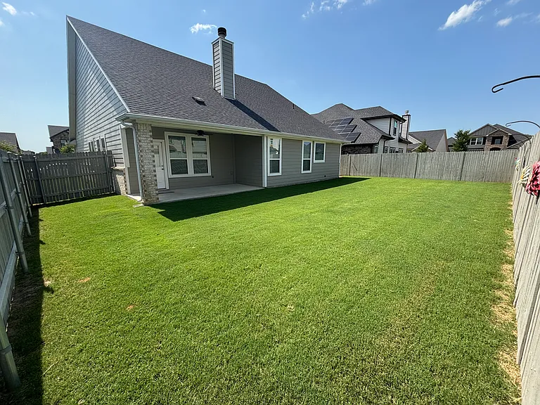 907 Swift Dr #1 — Photo 14