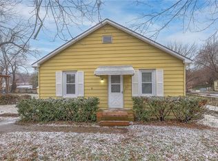 311 Clark Ave, Bonner Springs, KS 66012