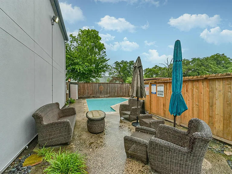 5917 Fairdale Ln #10 — Photo 11