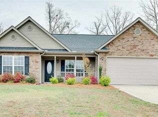 2 Meece Bridge Rd, Taylors, SC 29687
