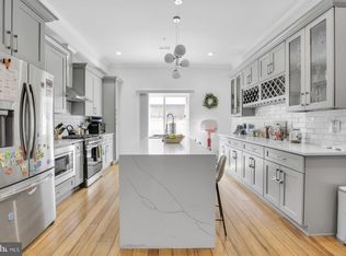 2604 Reed St, Philadelphia, PA 19146