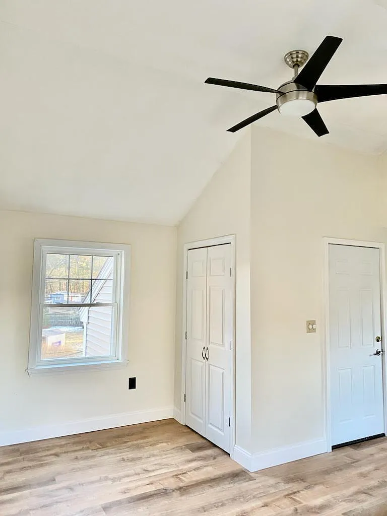 Riverdale Rd, Billerica — Photo 2