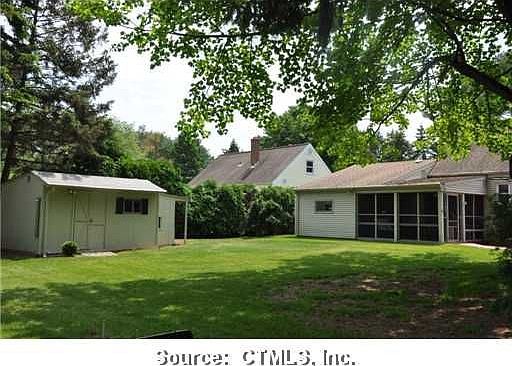 1st image of 390 Oconnell Dr