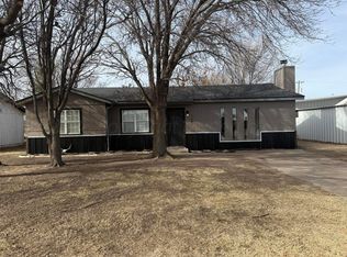 1407 Franklin Ave, Panhandle, TX 79068