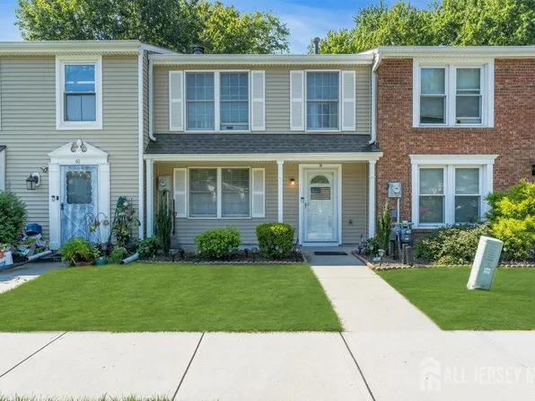 39-39 Beechwood Ct S, Monmouth Junction, NJ 08852