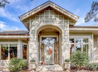 880 Rocky Point #B, Brookfield, WI 53005