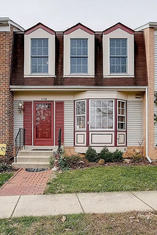 5708 Ridge View Dr photo 1