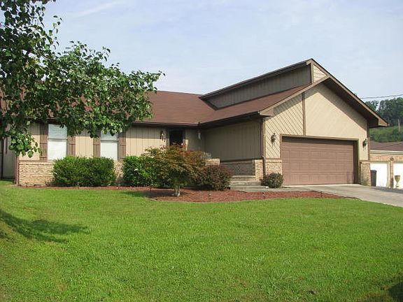 3rd image of 117 Lyons Dr