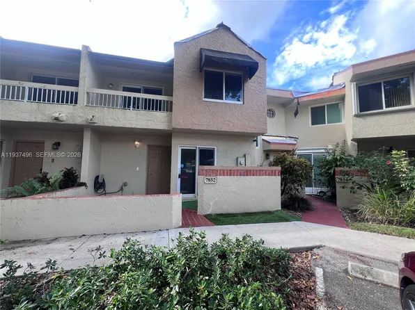 7852 NW 7th Ct, Plantation, FL 33324