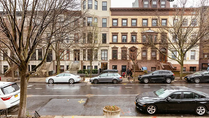 Rented by Nooklyn NYC LLC | media 28