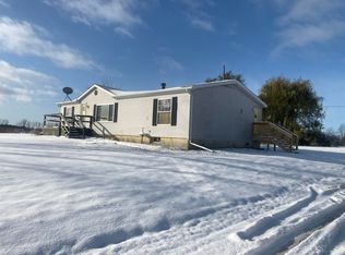 6869 N Welling Rd, Saint Johns, MI 48879