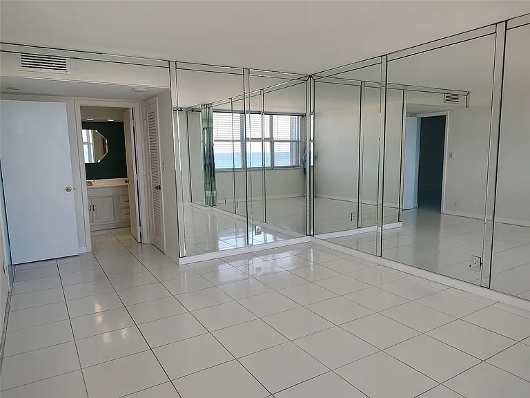 1012 N Ocean Blvd #602 — Photo 11