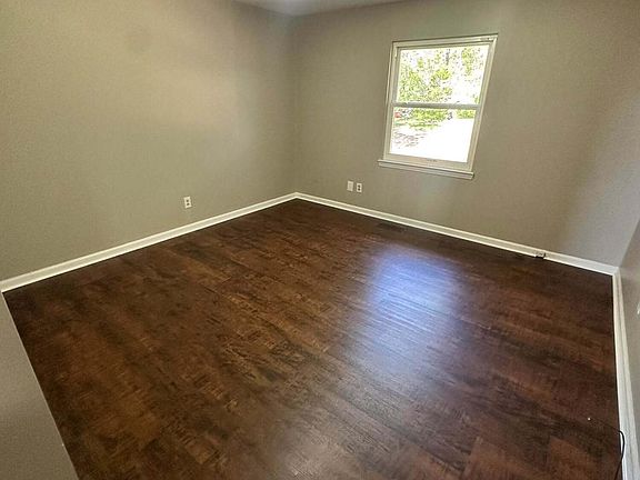 5th image of 6325 Plantation Dr