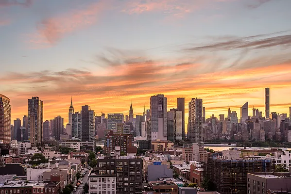 Rented by Compass | media 24