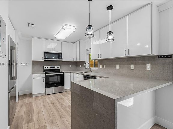 4th image of 15239 SW 134th Ct APT 1305